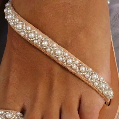 Flat bottom rhinestone beach sandals